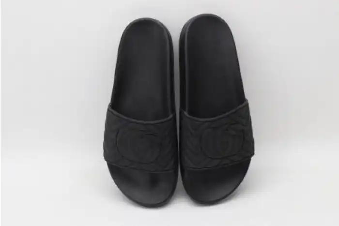 Kick Theory GUCC SLIPPERS ALL BLACK 0123