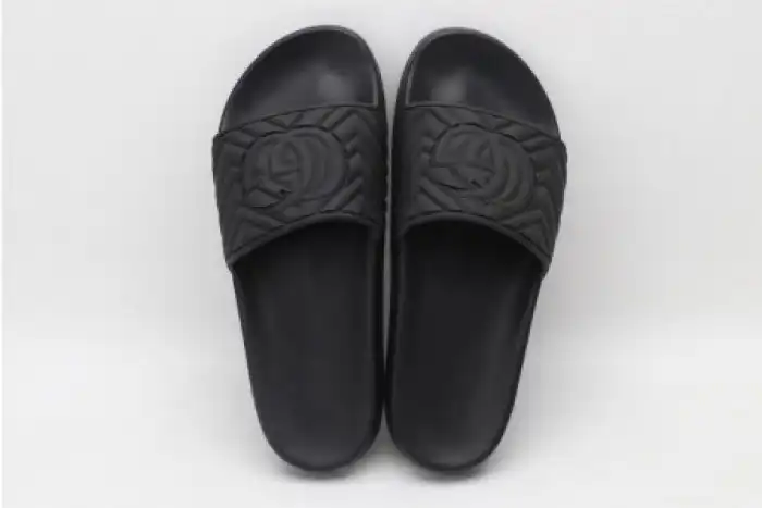 Kick Theory GUCC SLIPPERS ALL BLACK 0123