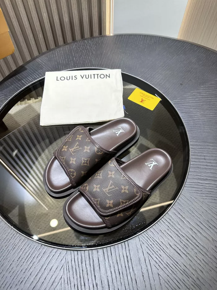 LV Miami Mule 24052701 0114