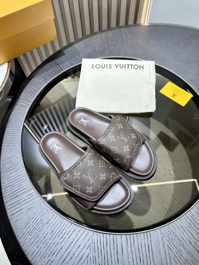 LV Miami Mule 24052701 0114