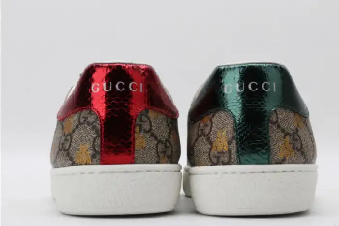 Kick Theory GUCC ACE EMBROIDERED LOW-TOP SNEAKER 548950 9N020 8465 0124