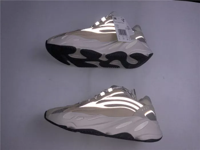 Kicktheory Adidas Yeezy Boost 700 V2 Cream Cream GY7924 0118