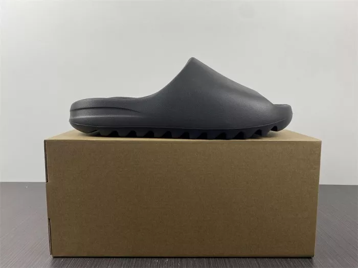 Kick Theory Adidas Yeezy Slide Onyx HQ6448 0118