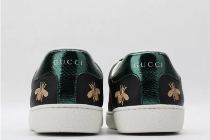 GUCC ACE EMBROIDERED LOW-TOP SNEAKER 386750 A38F0 1079 0115