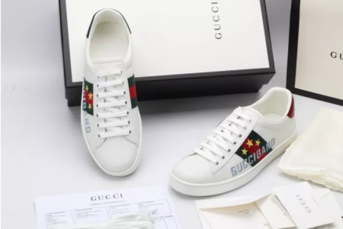 GUCC ACE EMBROIDERED LOW-TOP SNEAKER 603693 0FI10 9069 0115