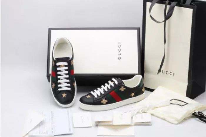 GUCC ACE EMBROIDERED LOW-TOP SNEAKER 386750 A38F0 1079 0115