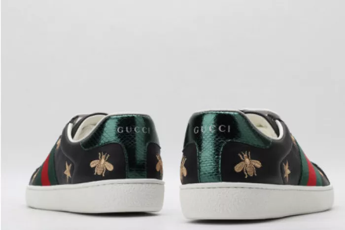 GUCC ACE EMBROIDERED LOW-TOP SNEAKER 386750 A38F0 1079 0115