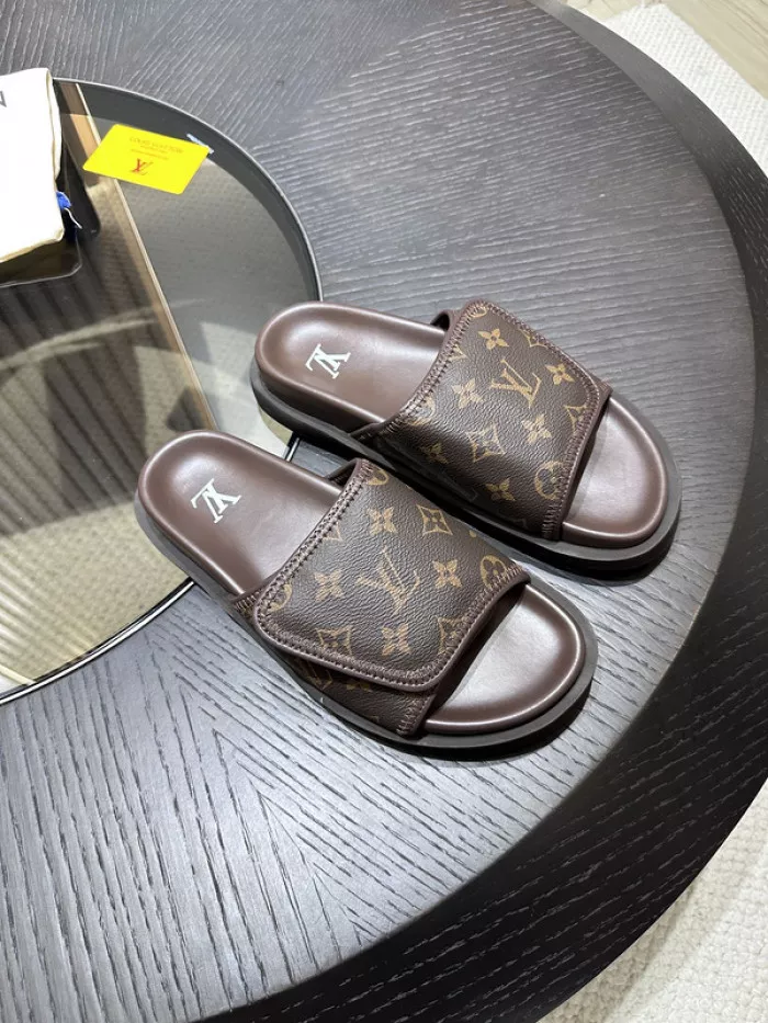 LV Miami Mule 24052701 0114