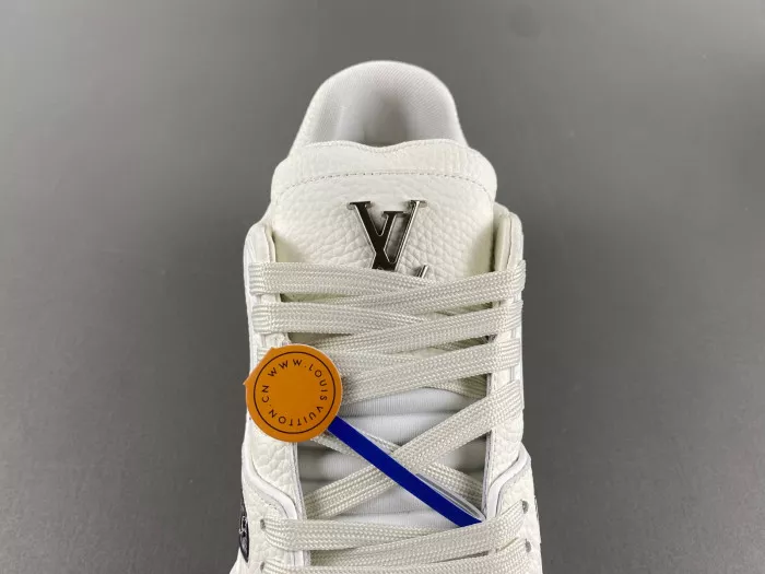 LV TRAINER SNEAKER 24121002 0114