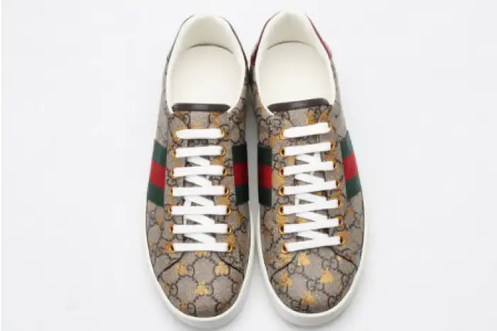 Kick Theory GUCC ACE EMBROIDERED LOW-TOP SNEAKER 548950 9N020 8465 0124