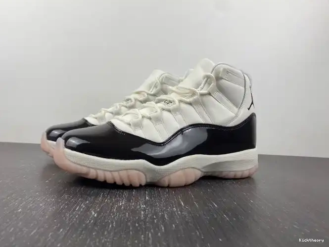 Kick Theory Neapolitan AR0715-101 11 Air Jordan WMNS 0222