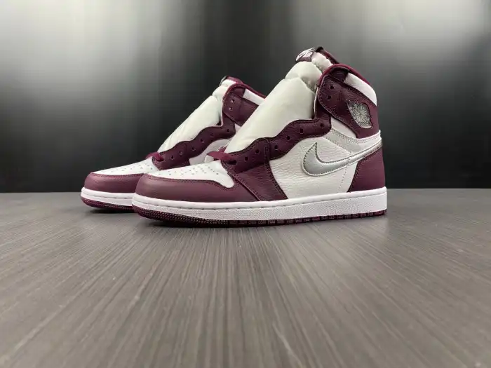 Kick Theory Air Jordan 1 High OG Bordeaux 555088-611 0203