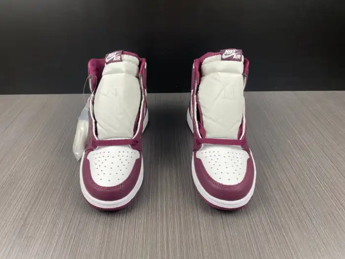 Kick Theory Air Jordan 1 High OG Bordeaux 555088-611 0203