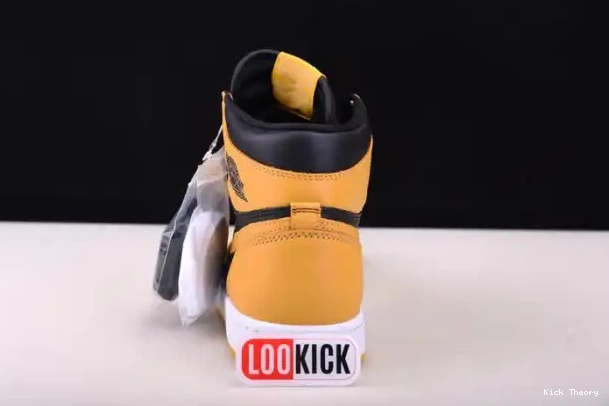 Kick Theory Air 555088-701 Jordan 1 Retro OG High Pollen 0211