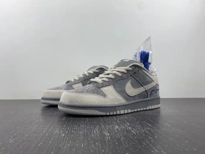 Kick Theory Nike SB Dunk Low London 308269-111 0204