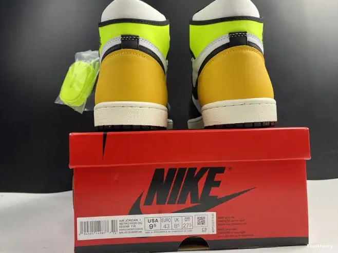 Kicktheory AIR RETRO OG HIGH 555088-118 1 GOLD' JORDAN 'VOLT 0218