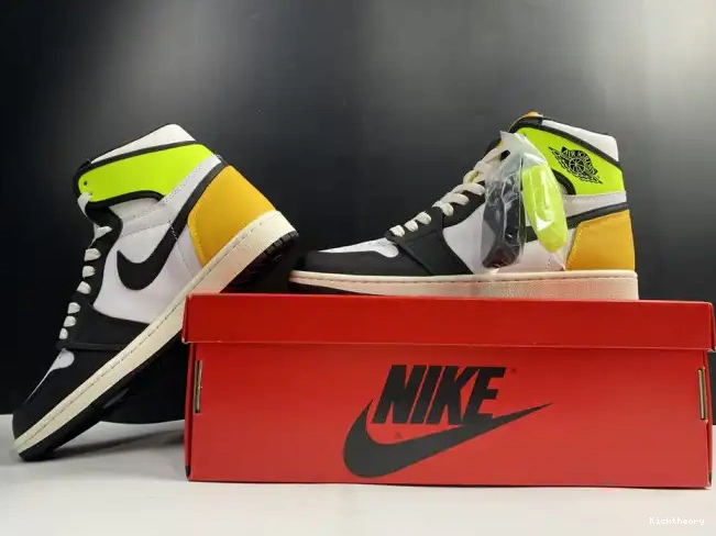 Kicktheory AIR RETRO OG HIGH 555088-118 1 GOLD' JORDAN 'VOLT 0218