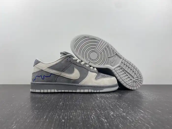 Kick Theory Nike SB Dunk Low London 308269-111 0204