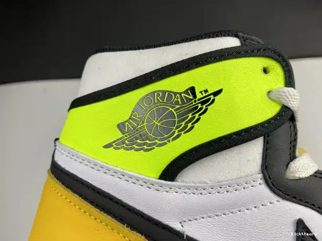 Kicktheory AIR RETRO OG HIGH 555088-118 1 GOLD' JORDAN 'VOLT 0218