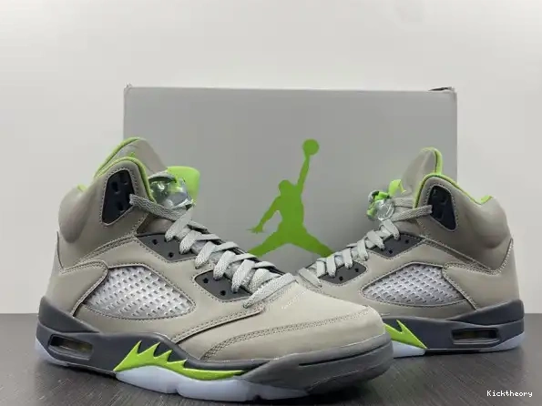 Kicktheory (2022) Bean DM9014-003 Green Retro 5 Jordan 0209